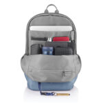 Sac à dos gris avec accessoires organisés