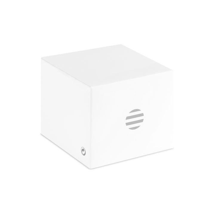 Boîte cubique blanche au design minimaliste