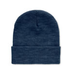 Bonnet en tricot bleu marine plié