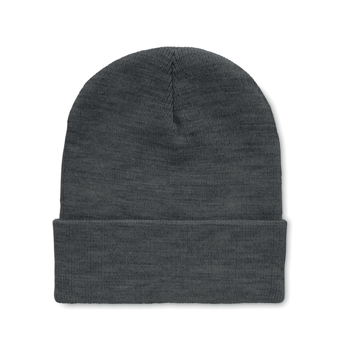 Bonnet gris foncé en tricot plié