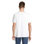Homme portant un t-shirt blanc vu de dos