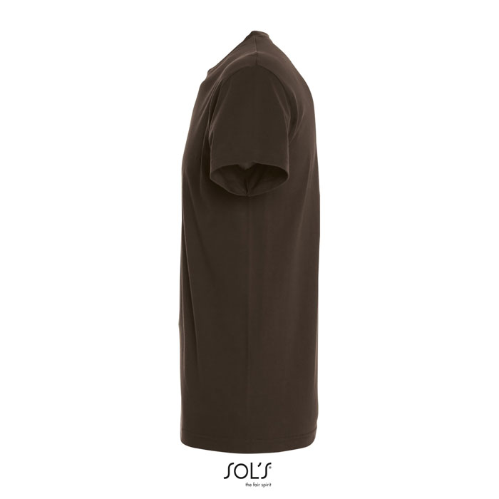 T-shirt marron vu de côté