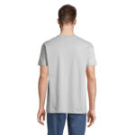 Homme portant un t-shirt gris vu de dos