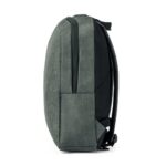 Sac à dos gris moderne vu de côté