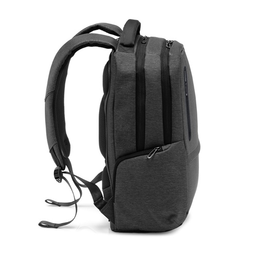 Sac à dos noir moderne avec plusieurs compartiments