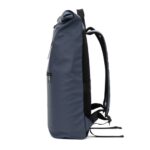 Sac à dos bleu imperméable vu de côté