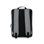 Sac à dos gris et noir vu de dos