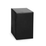 Boîte rectangulaire noire en carton fermé