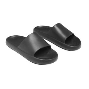 Paire de claquettes noires en plastique