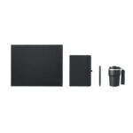 Ensemble noir avec carnet, stylo et gobelet