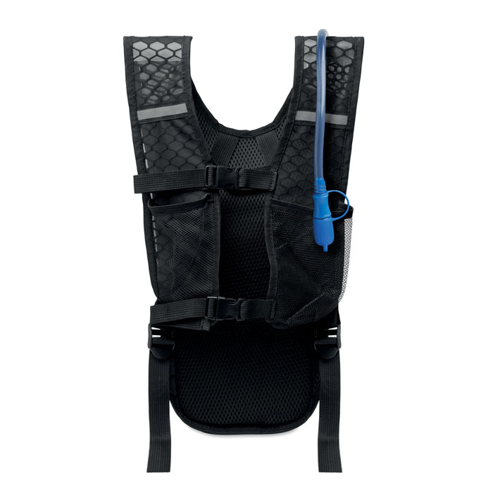 Sac d’hydratation noir avec tube bleu.