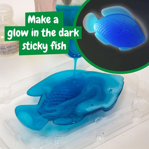 Moulage d’un poisson lumineux en silicone bleu