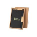 Carnet noir écologique avec stylo en bois