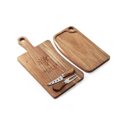 Planches à découper en bois avec couteaux à fromage