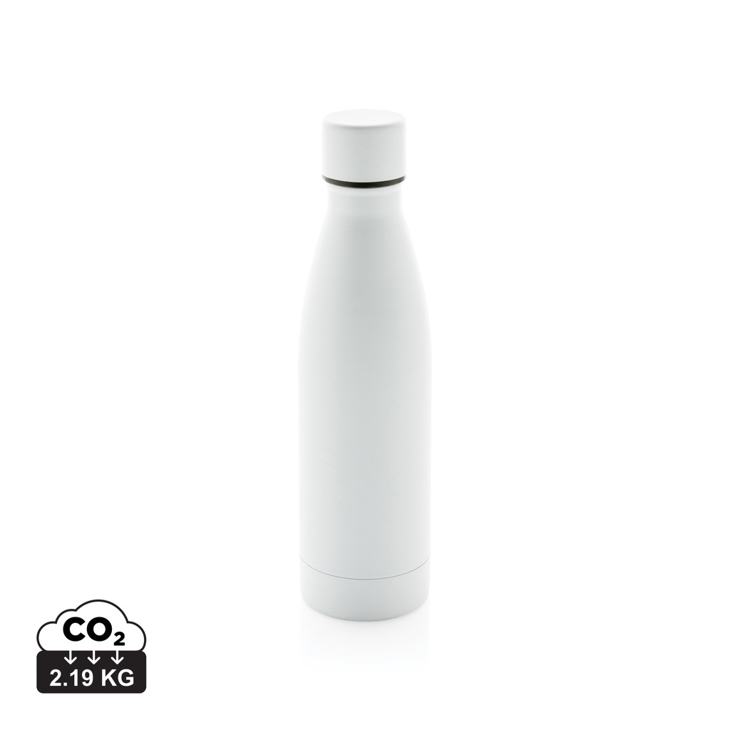Bouteille isotherme blanche réutilisable sur fond blanc