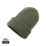 Bonnet vert en maille côtelée