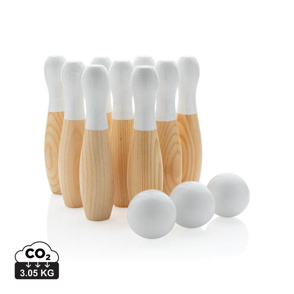 Quilles de bowling en bois et boules grises