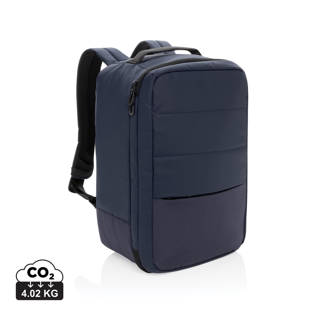 Sac à dos bleu marine sur fond blanc