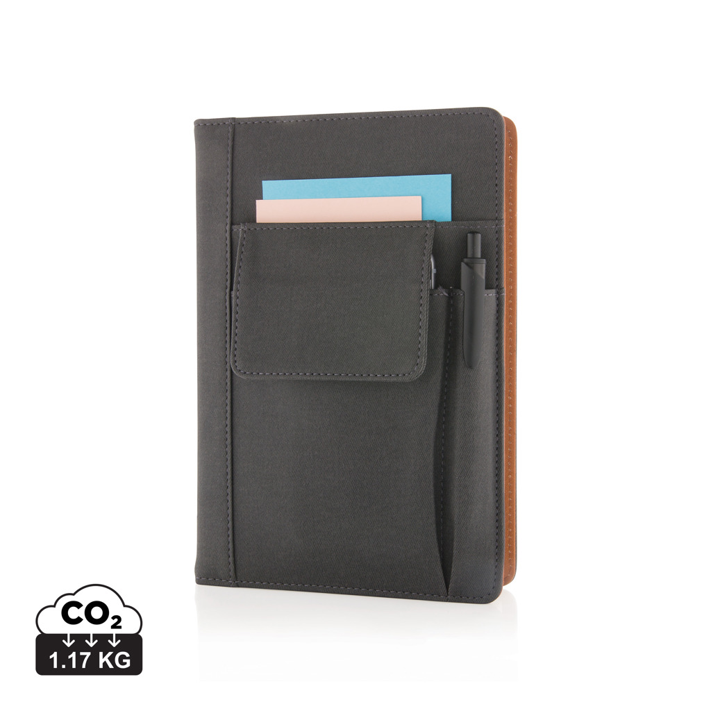 Carnet noir avec poche, cartes et stylo