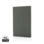 Carnet vert minimaliste sur fond blanc