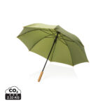Parapluie vert avec manche en bois