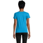 Dos d’une femme en t-shirt bleu