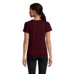 Vue arrière d’un t-shirt bordeaux femme